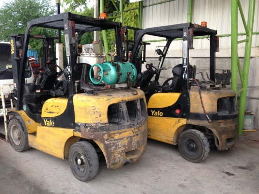 ขายรถโฟล์คลิฟต์ Yale ขนาด 2 ตันกับ 2.5 ตัน Pipat 098-2641749