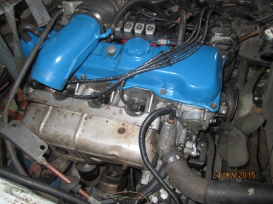 เครื่องรถตู้หัวจรวด 2RZ ยกลง