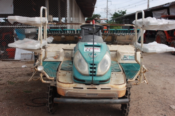 ขายรถดำนาทั้งนั่งขับและเดินตาม ขายรถดำนาทั้งนั่งขับและเดินตาม