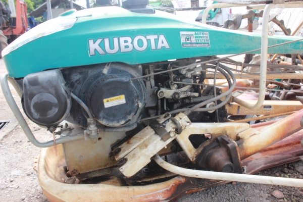 ขายรถดำนาทั้งนั่งขับและเดินตาม ขายรถดำนาทั้งนั่งขับและเดินตาม