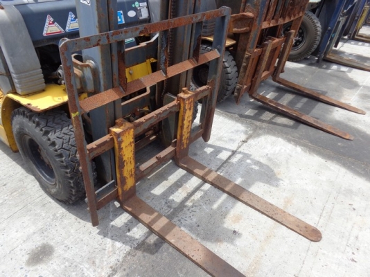 ขายด่วนรถยกKOMATSU FG15-18 ยก1.5ตันเสาสูง3เมตรรถนอกนำเข้ายังไม่เคยใช้งานในเมืองไทยเลย=รุ่นใหม่ขายถูกๆๆ