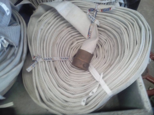 ขายสายดับเพลิง 1.5 " ยาว 30 เมตรมีหัวต่อ มี 20 กว่าม้วน