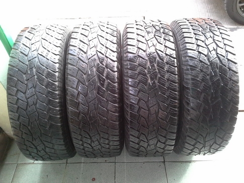Toyo AT 265/70/16 ปี13 สภาพสวยๆ 1ขุด  Made in Japan.