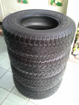 Toyo AT 265/70/16 ปี13 สภาพสวยๆ 1ขุด  Made in Japan.