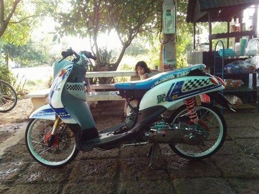 ขาย / เเลก รถคลาสสิคสักคัน รถเพิ่งทำเครื่องมาใหม่ (ลูกเดิม) อะไหล่เเต่งพอมี ขี่ได้ปกติ สนใจโทร.089-8054390 โอ๋ ลพบุรี