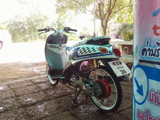 ขาย / เเลก รถคลาสสิคสักคัน รถเพิ่งทำเครื่องมาใหม่ (ลูกเดิม) อะไหล่เเต่งพอมี ขี่ได้ปกติ สนใจโทร.089-8054390 โอ๋ ลพบุรี