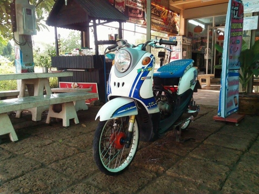 ขาย / เเลก รถคลาสสิคสักคัน รถเพิ่งทำเครื่องมาใหม่ (ลูกเดิม) อะไหล่เเต่งพอมี ขี่ได้ปกติ สนใจโทร.089-8054390 โอ๋ ลพบุรี