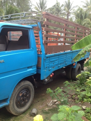 ขาย 6 ล้อ toyota พร้อมใช้ครับ