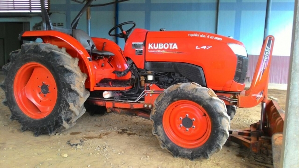 ขายรถไถ KUBOTA L4708 พร้อมดันหน้า ราคา 380,000 สนใจสอบถาม 0818618678 และยังมีรถไถ รถขุดเล็ก อีกหลายรุ่นหลายราคา