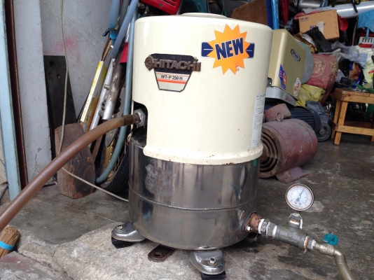 ขายปั้มน้ำอัตโนมัติ Hitachi 250W ถังสแตนเลส สภาพสวย วิ่งนิ่ม ตรวจเช็คแรงดันเรียบร้อยแล้ว ไม่รั่วซึม พร้อมใช้งาน