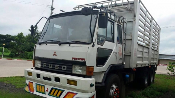 ขาย10ล้อ1เพลา MITSUBISHI สภาพพร้อมใช้งาน เอกสารพร้อมโอน สนใจโทร 090-8588220คุณนะ 093-3258446คุณบิว ID:narong498 หรือเข้าดูสินค้าอื่นๆได้ที่ www.truck.in.th/498 หรือเพจFacebook ณรงค์ ซื้อขายรถมือสอง (เว็บไซต์ส่วนตัว) หรือFacebook ตลาดรถมือสอง คุณนะ