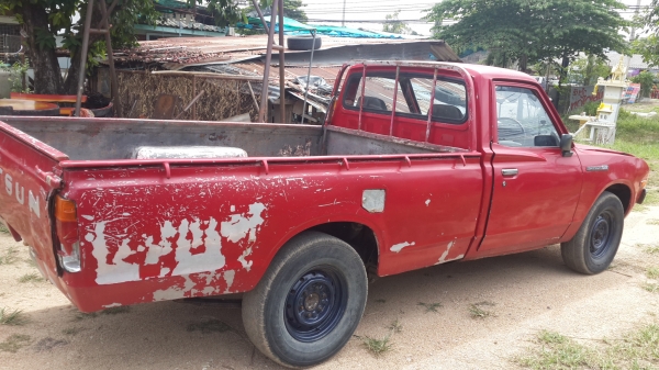 ขายDATSUNช้างเหยียบสวยๆ