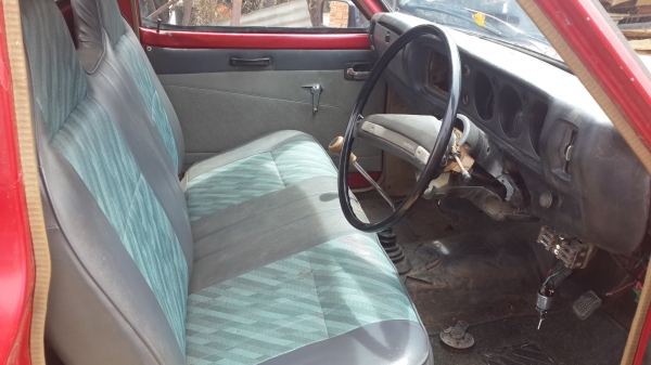 ขายDATSUNช้างเหยียบสวยๆ