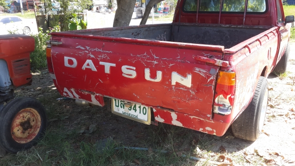 ขายDATSUNช้างเหยียบสวยๆ