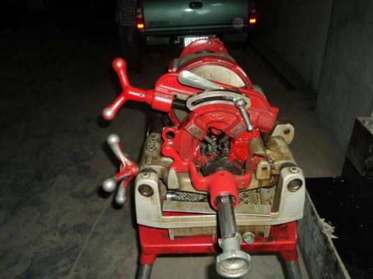 ขายเครื่องต๊าบเกลียว 3 นิ้ว REX มือสอง ขายเครื่องต๊าบเกลียว 3 นิ้ว REX มือสอง