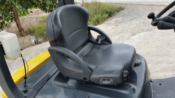 ขายด่วนรถยกKOMATSU FG15-20 ยก1.5ตันเสาสูง3เมตรเกียรออโต้รถนอกนำเข้ายังไม่เคยใช้งานในเมืองไทยเลย=รุ่นใหม่ขายถูกๆๆ