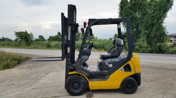 ขายด่วนรถยกKOMATSU FG15-20 ยก1.5ตันเสาสูง3เมตรเกียรออโต้รถนอกนำเข้ายังไม่เคยใช้งานในเมืองไทยเลย=รุ่นใหม่ขายถูกๆๆ