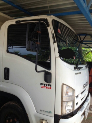 ขายรถบรรทุก 6 ล้อดัมพ์ ISUZU FRR 210 แรงม้าปี 2544 ไมล์ 76000 กม.ราคา 900000
