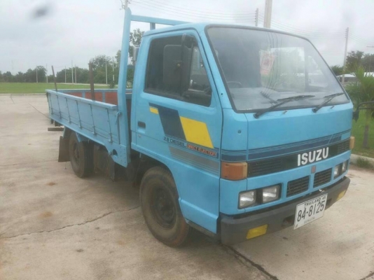 ขาย4ล้อ ISUZU NKR88แรง เครื่องดี แคชซีสวย ยางดี ภายในสวย สภาพพร้อมใช้งาน เอกสารพร้อมโอน สนใจโทร 090-8588220คุณนะ 093-3258446คุณบิว ID:narong498 หรือเข้าดูสินค้าอื่นๆได้ที่ www.truck.in.th/498 หรือเพจFacebook ณรงค์ ซื้อขายรถมือสอง (เว็บไซต์ส่วนตัว) หรือFac