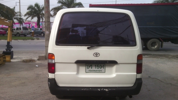 ขายรถตู้หัวจรวดตู้ทึบถูก