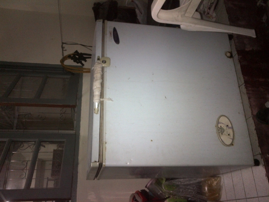 ขายตู้่แช่ ราคา 5500 บาท ใช้งานปกติ โทร 0843376760    06-28920876