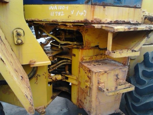 ขายรถตักล้อยาง KOMATSU WA100-1 ราคา 1,100,000 บาท (ราคานี้ยังไม่รวมภาษีมูลค่าเพิ่มนะจ๊ะ) สภาพสวยพร้อมใช้งาน ราคานี้รวมเก็บรายระเอียดสีและเช็คระบบ  นำเข้าจากประเทศญี่ปุ่น ยังไม่เคยใช้งานในไทย เอกสารพร้อม ส