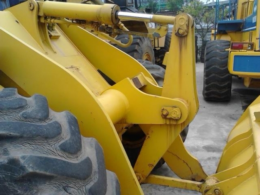 ขายรถตักล้อยาง KOMATSU WA100-1 ราคา 1,100,000 บาท (ราคานี้ยังไม่รวมภาษีมูลค่าเพิ่มนะจ๊ะ) สภาพสวยพร้อมใช้งาน ราคานี้รวมเก็บรายระเอียดสีและเช็คระบบ  นำเข้าจากประเทศญี่ปุ่น ยังไม่เคยใช้งานในไทย เอกสารพร้อม ส