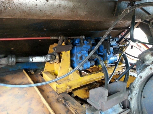 ขายรถเกี่ยวข้าว เกษตรพัฒนา รุ่นปลดหนี้ อุ้ม2.5ตัน เครื่อง195แรง สภาพพร้อมใช้งาน สนใจโทร 090-8588220คุณนะ 093-3258446คุณบิว ID:narong498 หรือเข้าดูสินค้าอื่นๆได้ที่ www.truck.in.th/498 หรือFacebook ตลาดรถมือสอง คุณนะ หรือเพจFacebook ณรงค์ ซื้อขายรถมือสอง (