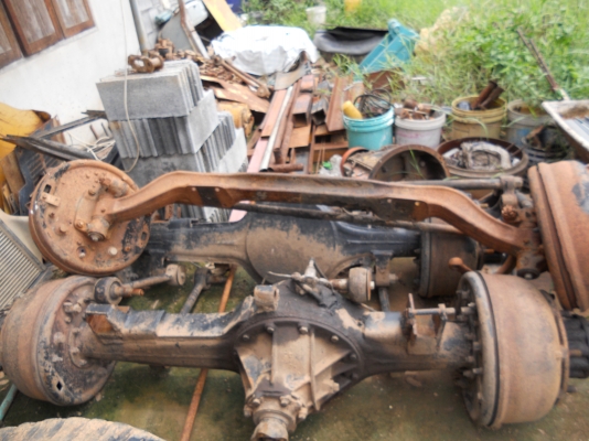 เฟืองท้ายรถบรรทุก และคานหน้า