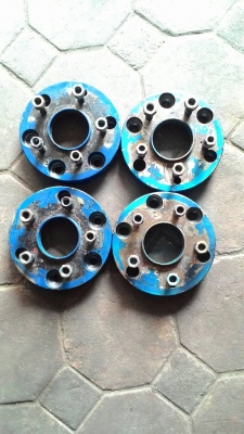 สเปเซอร์ อะแด๊ปเตอร์ 6 รู ไป 5. รู หนา 3.2 เซนติเมตร อีซูซุ ออกโตต้ากะบะ ชุด 4 ล้อ tel.081-427-3941 สเปเซอร์ อะแด๊ปเตอร์ 6 รู ไป 5. รู หนา 3.2 เซนติเมตร อีซูซุ ออกโตต้ากะบะ ชุด 4 ล้อ tel.081-427-3941