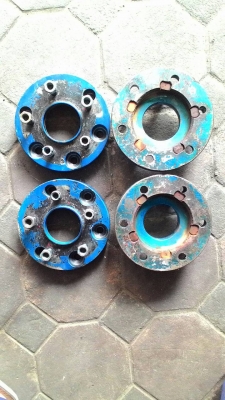 สเปเซอร์ อะแด๊ปเตอร์ 6 รู ไป 5. รู หนา 3.2 เซนติเมตร อีซูซุ ออกโตต้ากะบะ ชุด 4 ล้อ tel.081-427-3941 สเปเซอร์ อะแด๊ปเตอร์ 6 รู ไป 5. รู หนา 3.2 เซนติเมตร อีซูซุ ออกโตต้ากะบะ ชุด 4 ล้อ tel.081-427-3941