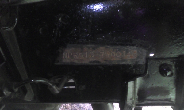 รถบรรทุก 6 ล้อดั๊มอีซูซุ  125 แรง  ปี 2540  สีฟ้า