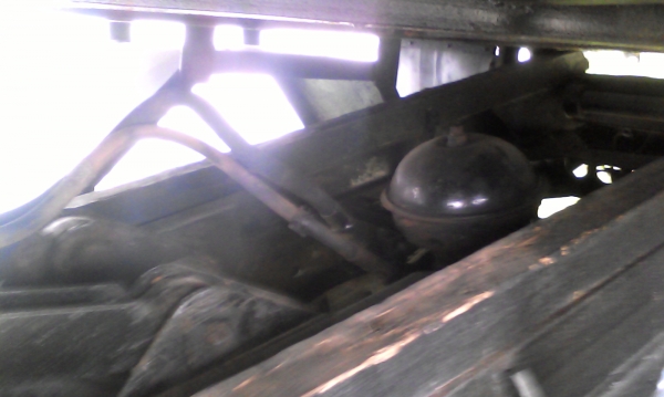 รถบรรทุก 6 ล้อดั๊มอีซูซุ  125 แรง  ปี 2540  สีฟ้า