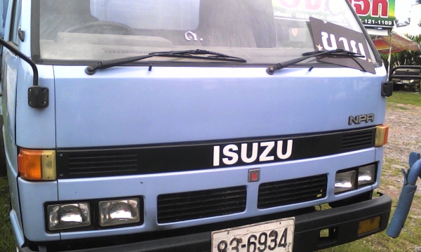 รถบรรทุก 6 ล้อดั๊มอีซูซุ  125 แรง  ปี 2540  สีฟ้า