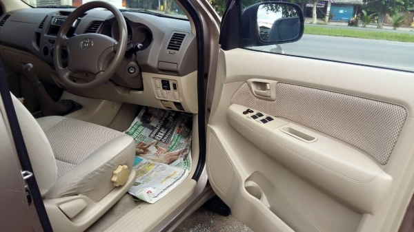 ขายกระบะtoyota vigo 4 ประตู ปี 2005 ราคา330,000บาท  (ขายแล้ว)