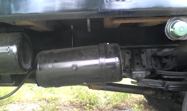 รถบรรทุก 6 ล้อ  อีซูซุ 115 แรง   NPR 59 L(รุ่นยอดนิยม)  สีน้ำเงิน