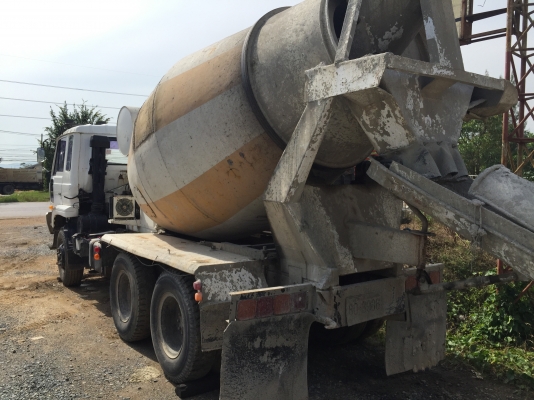 10ล้อโม่ปูน230แรงNissan UD. CEM430m โม่6คิว. รถสภาพเดี