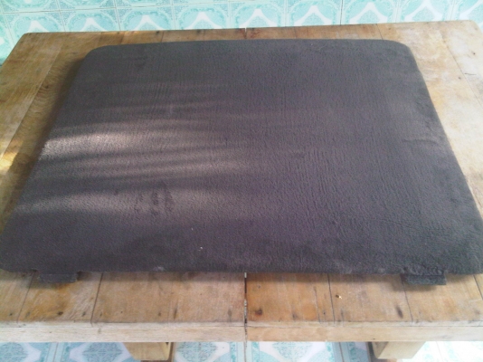 ฝาครอบยางอะไหล่ในรถ jeep grand cherokee รหัส wj ปี 2000 ฝาครอบยางอะไหล่ในรถ jeep grand cherokee รหัส wj ปี 2000