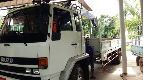 ขายอิซุสุ 175 แรง เครน 3.5 ตัน ยาว 7.20 เมตร 081-2995537 จ่าอู้ด