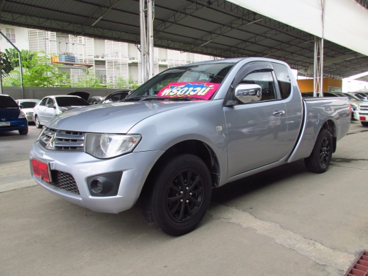 กระบะ CNG ปี 2012 รถสวย สภาพป้ายแดงเลยค่ะ เต็มไฟแนนซ์ได้เต็มๆ ราคา 279,000 จ้า