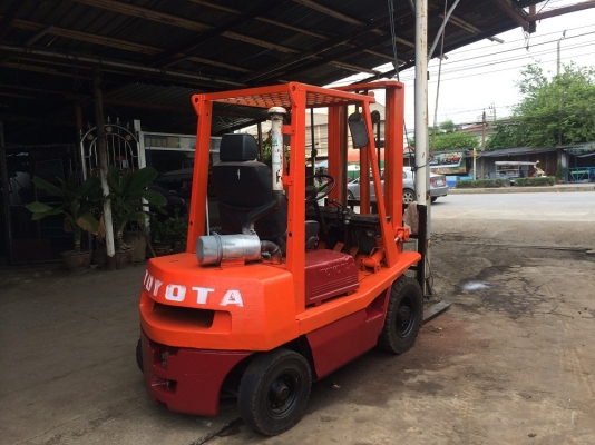 ฟอล์คลิฟท์ Toyota 2.3t.เครื่องดีเซล พร้่อมใช้งาน ฟอล์คลิฟท์ Toyota 2.3t.เครื่องดีเซล พร้่อมใช้งาน