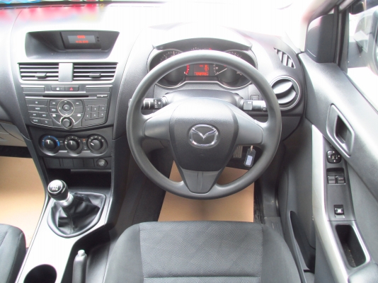 BT50 CAB ปี2012 รถสวยมากจ้าไม่มีตำหนิ ไม่เคยบรรทุกหนัก BT50 CAB ปี2012 รถสวยมากจ้าไม่มีตำหนิ ไม่เคยบรรทุกหนัก