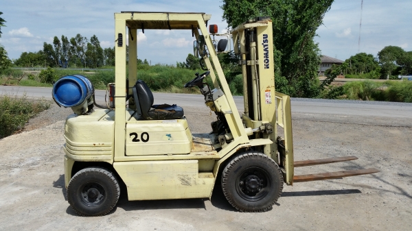 ขายด่วนรถยกKOMATSU FG20-11 ยก2.0ตันเสาสูง3เมตรรถนอกนำเข้ายังไม่เคยใช้งานในเมืองไทยเลย=รุ่นใหม่ขายถูกๆๆ