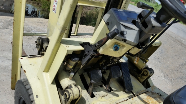 ขายด่วนรถยกKOMATSU FG20-11 ยก2.0ตันเสาสูง3เมตรรถนอกนำเข้ายังไม่เคยใช้งานในเมืองไทยเลย=รุ่นใหม่ขายถูกๆๆ