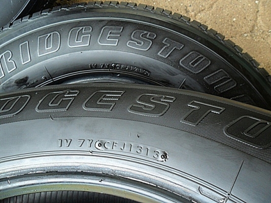 ยางกระบะสูงขอบ17 บริดสโตน 265-65R17ลงพื้นปลายปี13 (4เส้น 5,500บ)ดอกเพียบ90\%