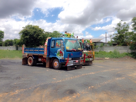 ขาย นิสสัน 195