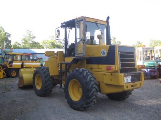 ขายรถตักล้อยาง รุ่นWA 100-3 ขายรถตักล้อยาง รุ่นWA 100-3