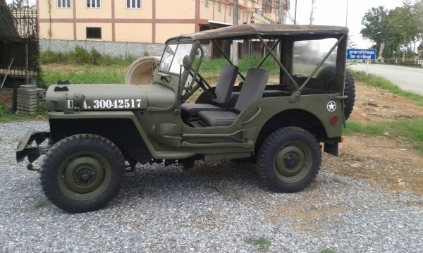 รถจิ๊ป ทหาร