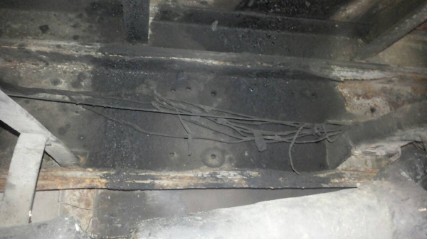 ขายรถบรรทุก 10 ล้อรั้ว HINO KT925 ใส่เครื่อง JO8C 210 แรงม้า ทะเบียนภาษีขาด 1 ปี ราคา 300000