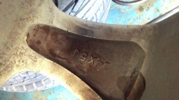 แม๊กขอบ 14 ขนาด 4 รู 100 เเละ 114 พร้อมยาง ปี2014 MAXXIS ชุด 4 รู tel.081-427-3941